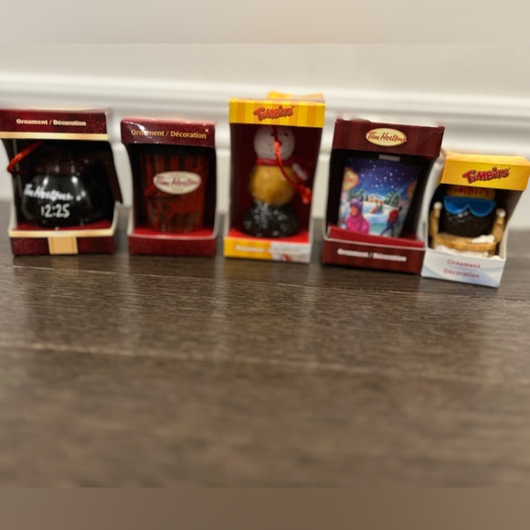 Tim Hortons Other - Tim Hortons Assorted Holiday Ornaments Set